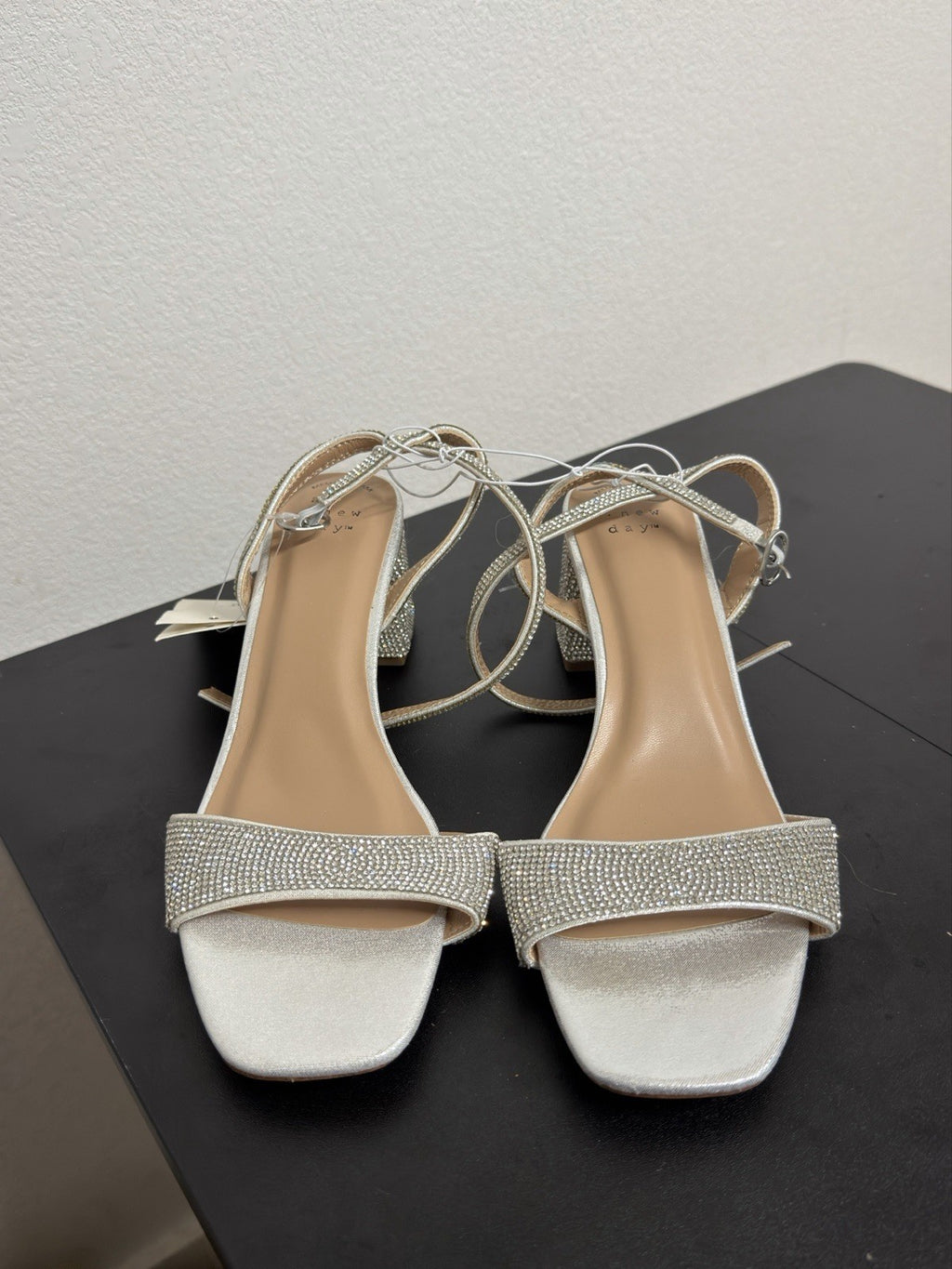 A New Day Shannon Sandals Size 8.5 B.9