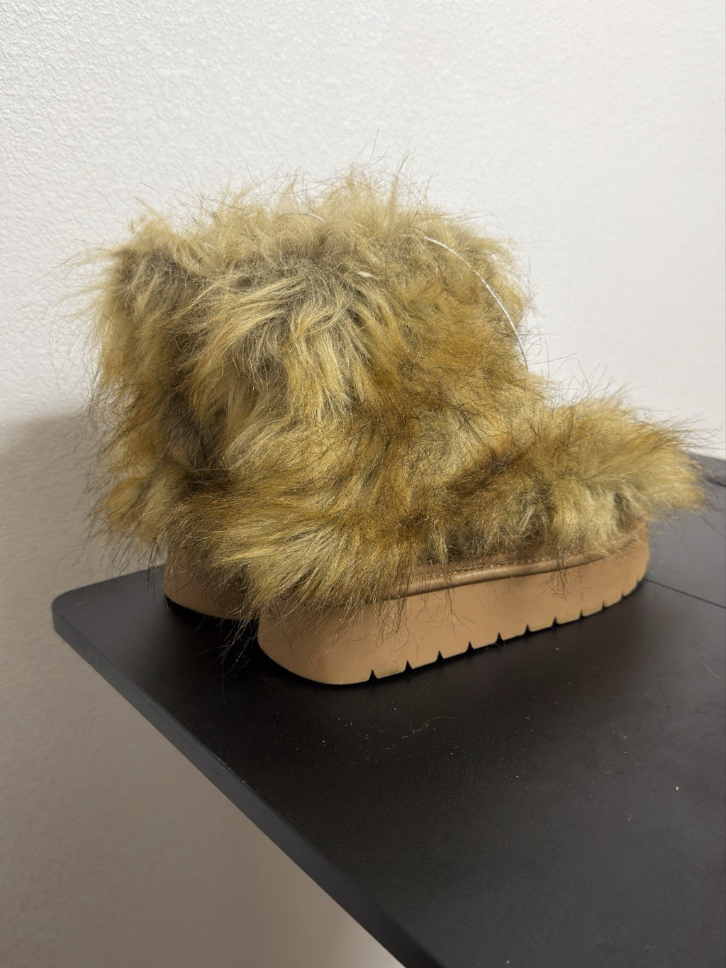 A new Day Chewbacca Boots Size 8 For  Women’s 8 B.9