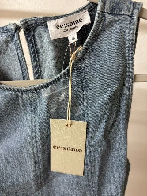 ee: some womens top
