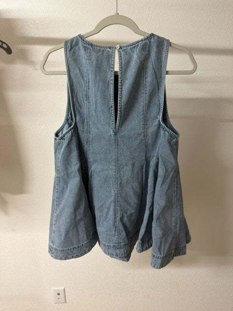 ee: some womens top
