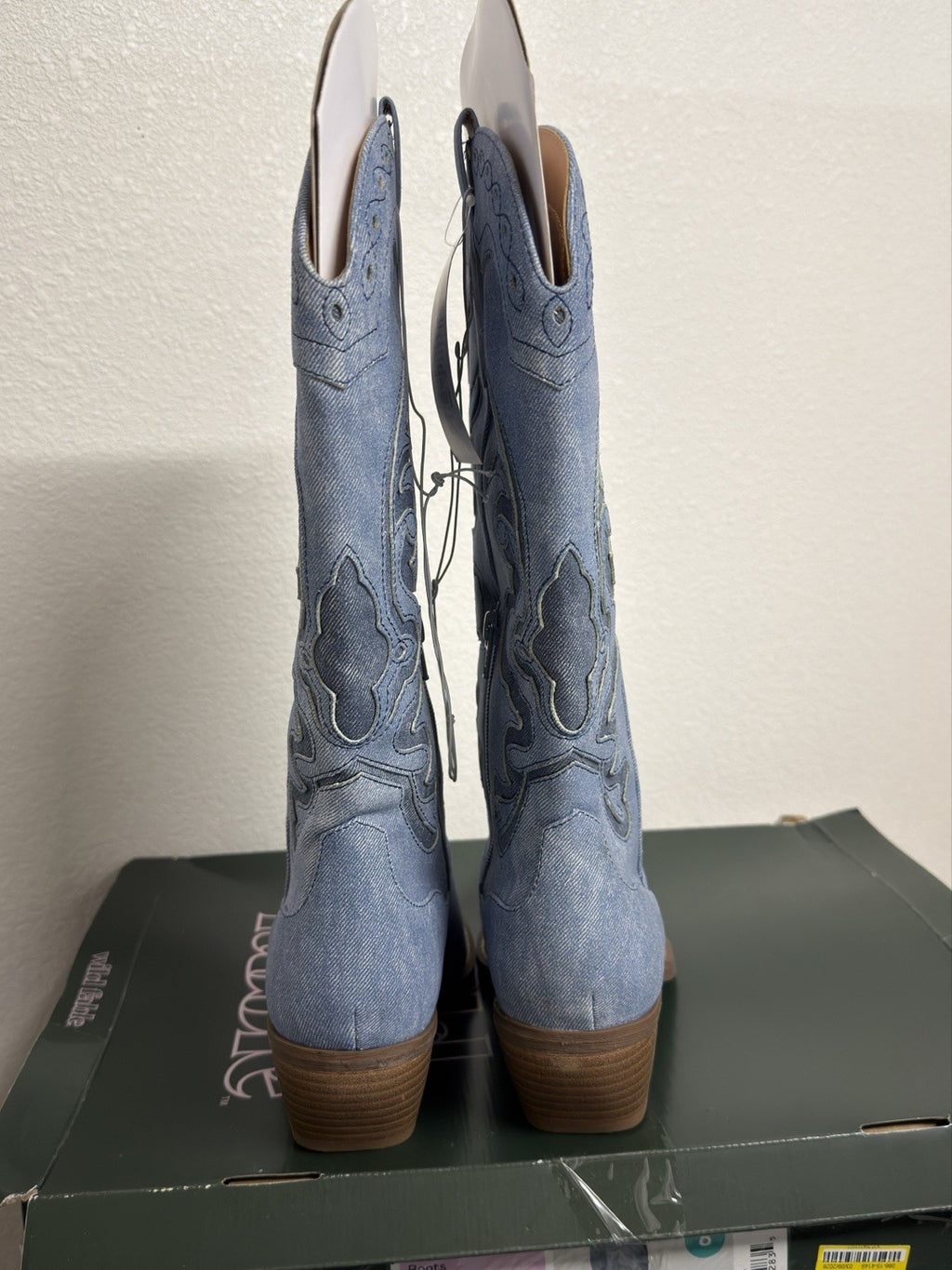 Wild fable Wynn Boots Size 8 B.9