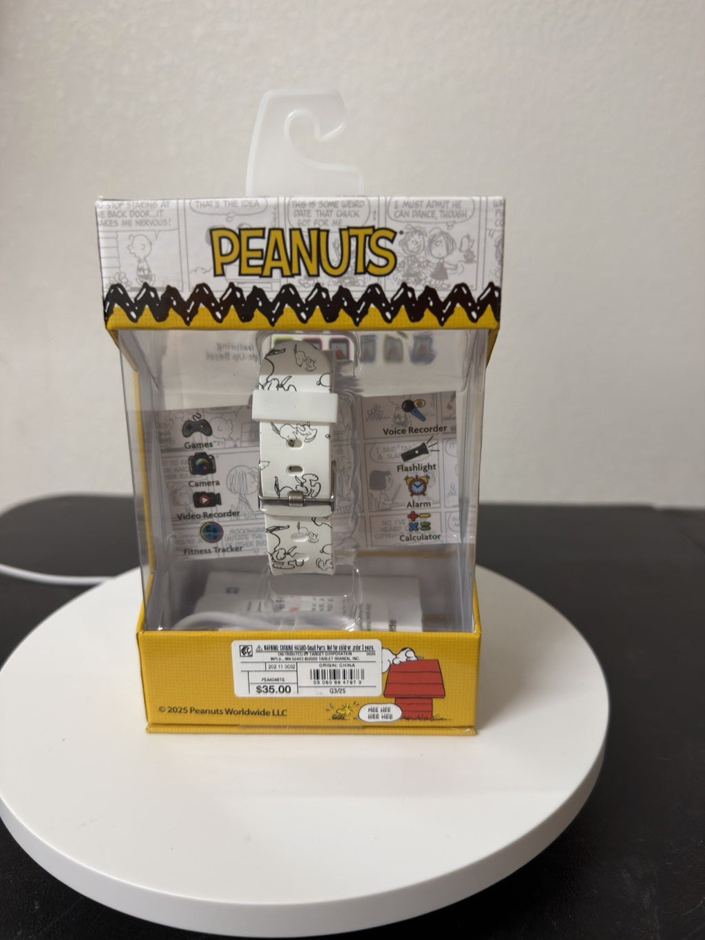 Kids 6+ Peanuts Smartwatch Camera Video Games 10 Interactive Features NIB