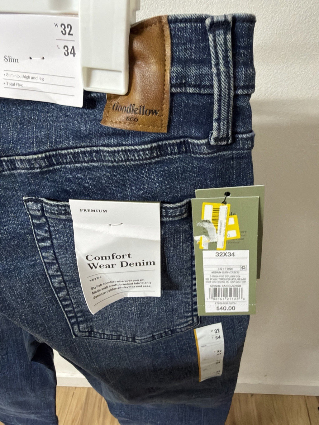 goodfellow jeans men 32x34 B.8