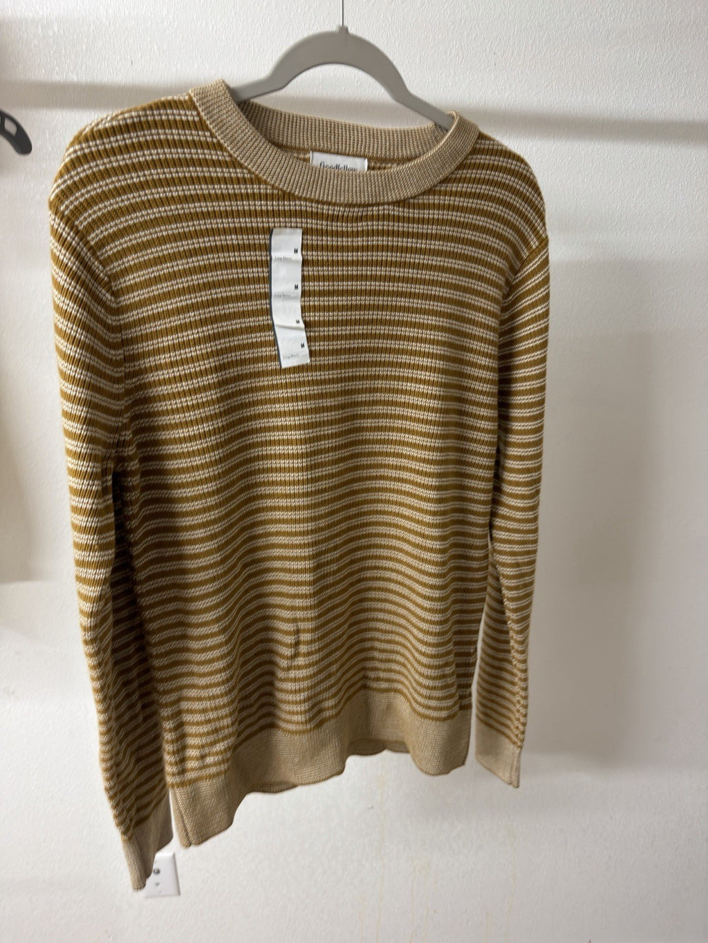 goodfellow sweatshirt medium For Men B.8