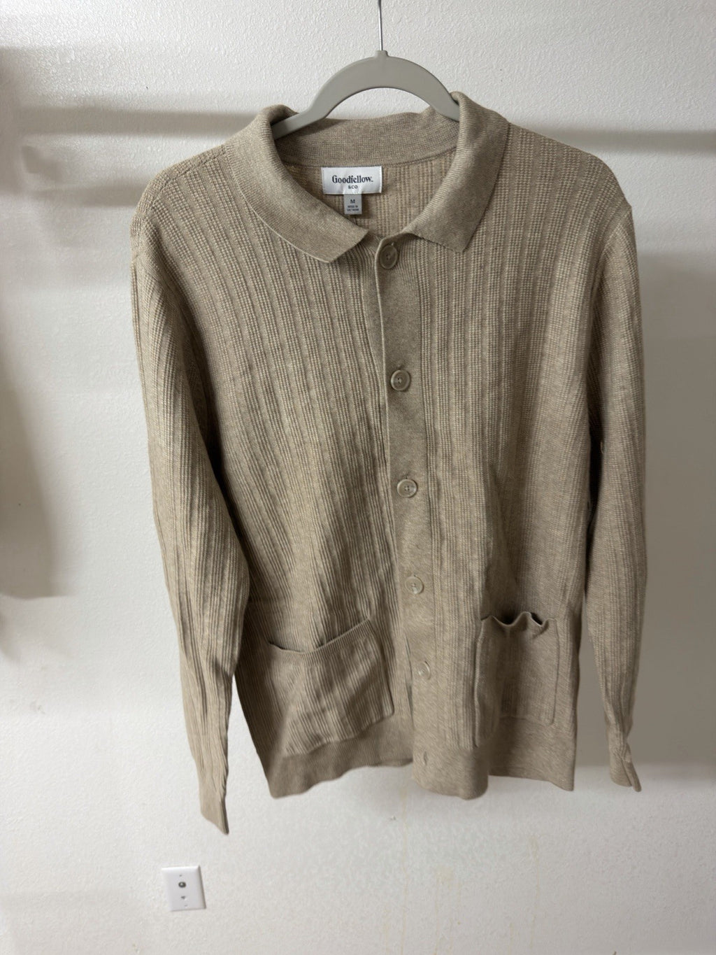 goodfellow sweater cardigan Tan B.8