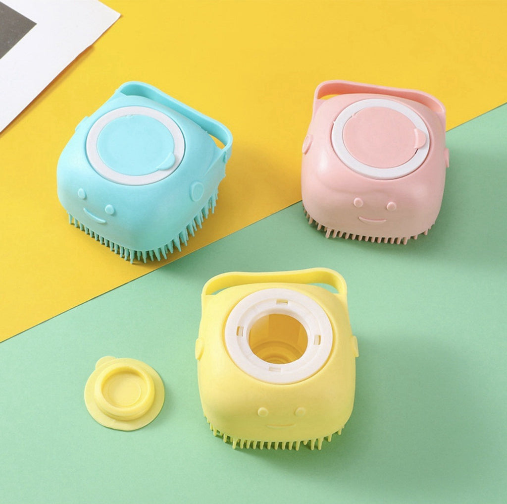 Dog Bath Brush Solvian Whit Shampoo Dispenser Blue