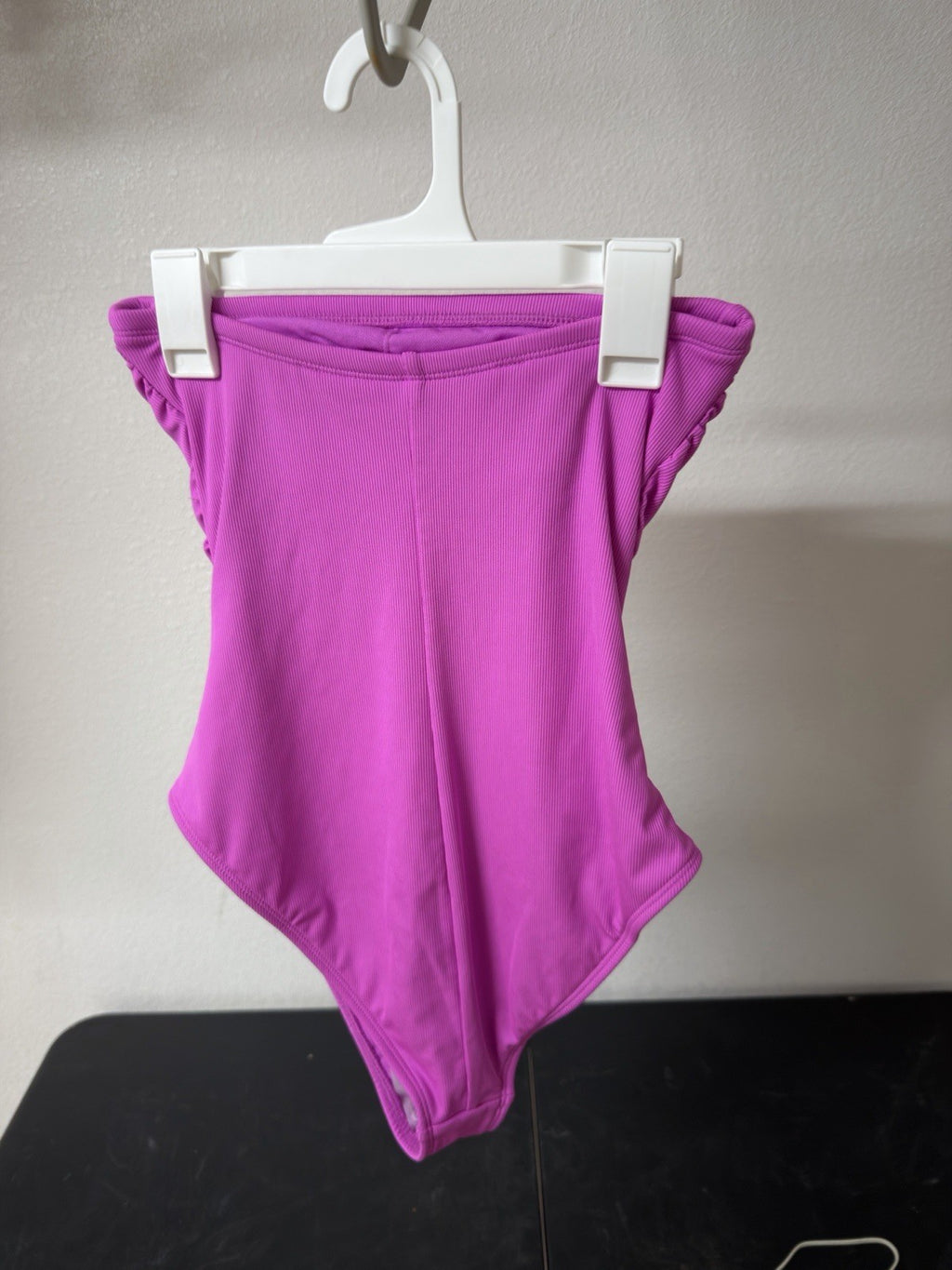 shade and shore swimsuit Small B.5