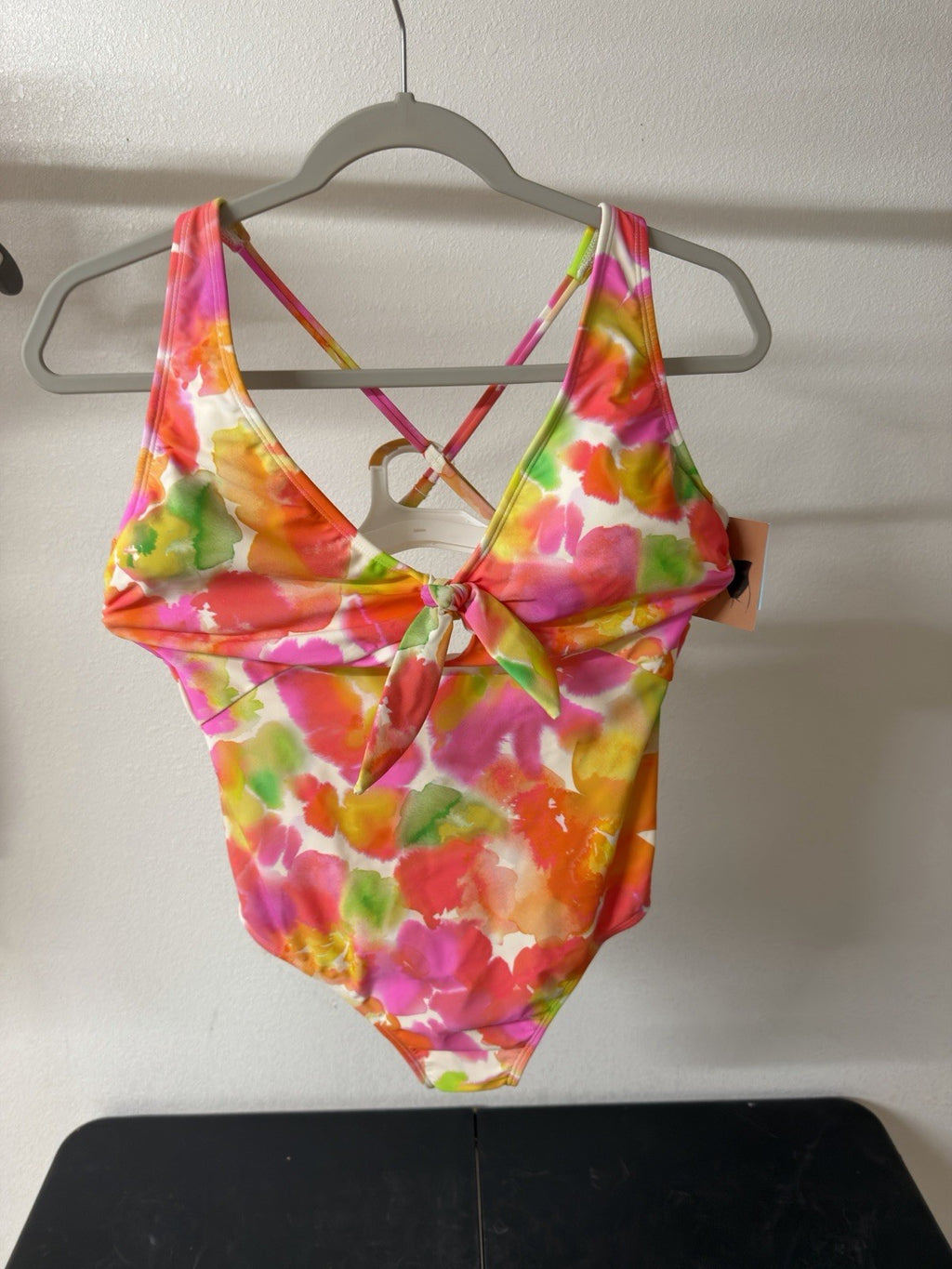 shade and shore swimsuit medium B.5