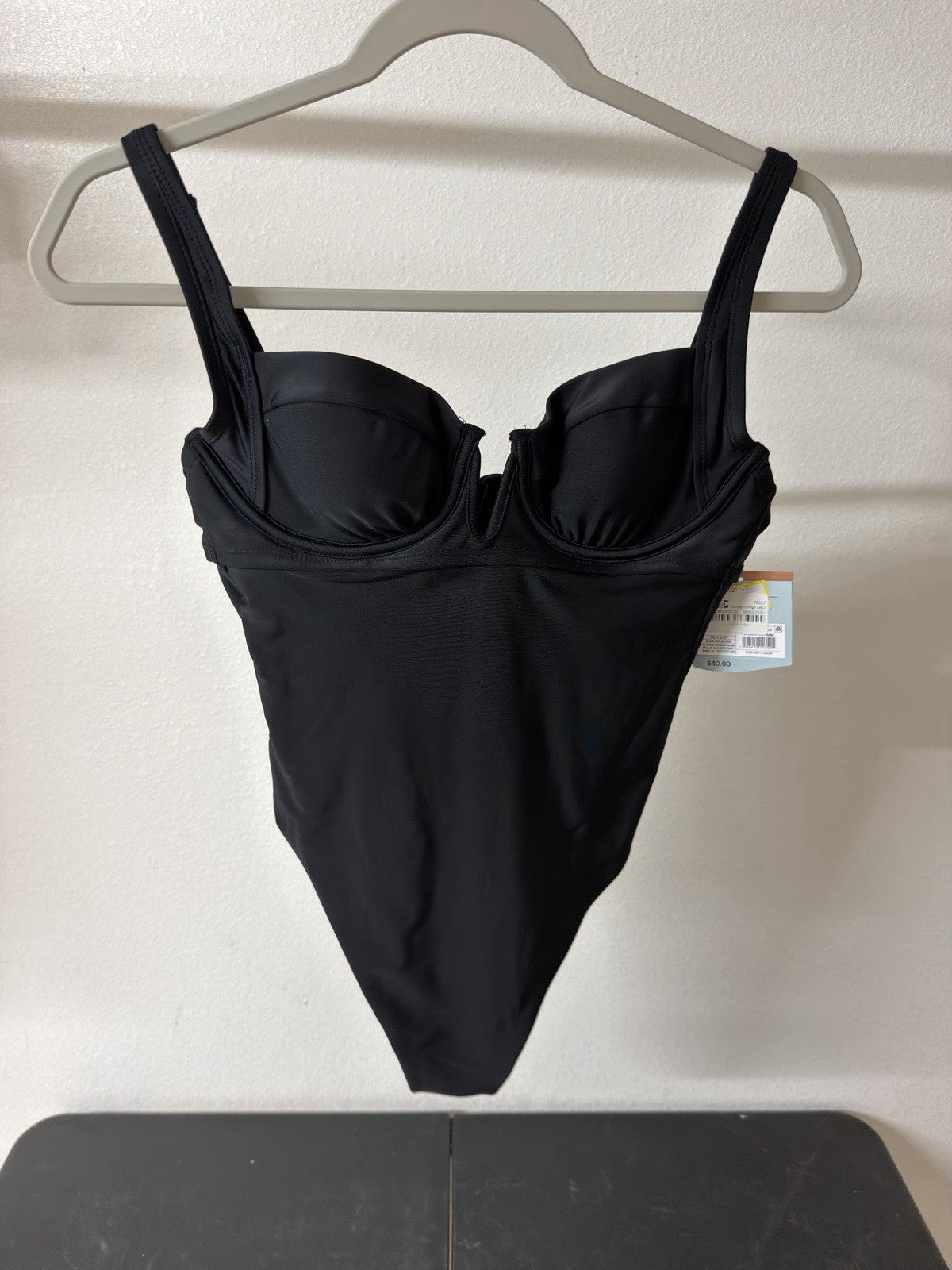 shade and shore swimsuit Small B.5