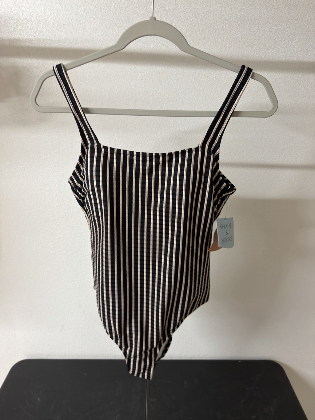 shade and shore swimsuit Small B.5