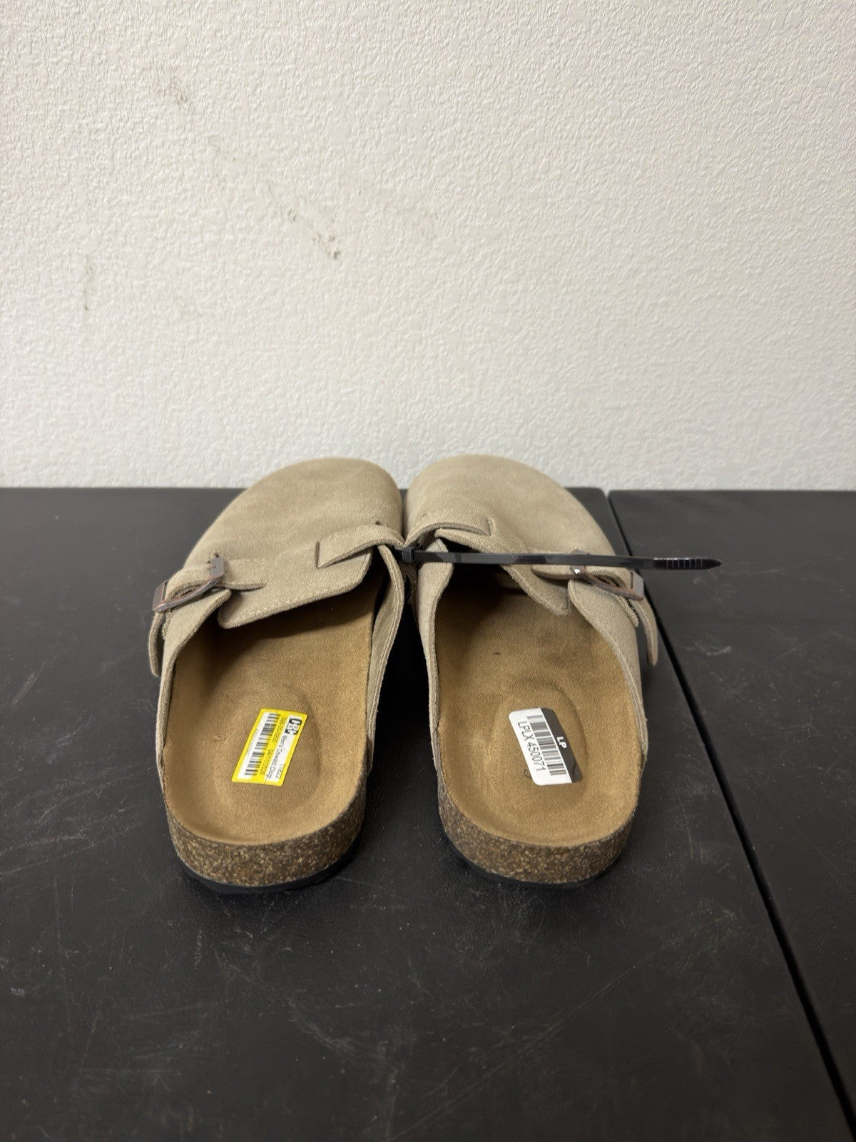 men slippers size 8 Oswald Clog B.7