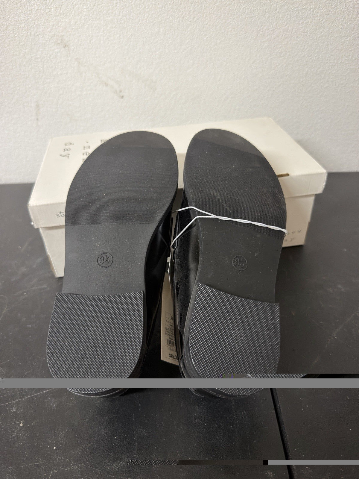 A New Day Phyllis Flats Size 8.5 B.7