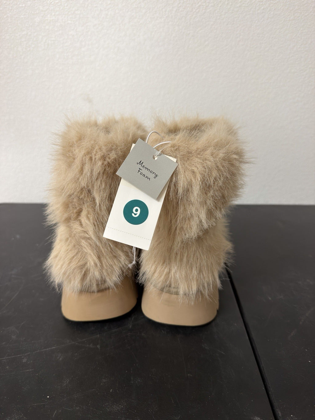 A NEw Day New Boots Size 9. B.7