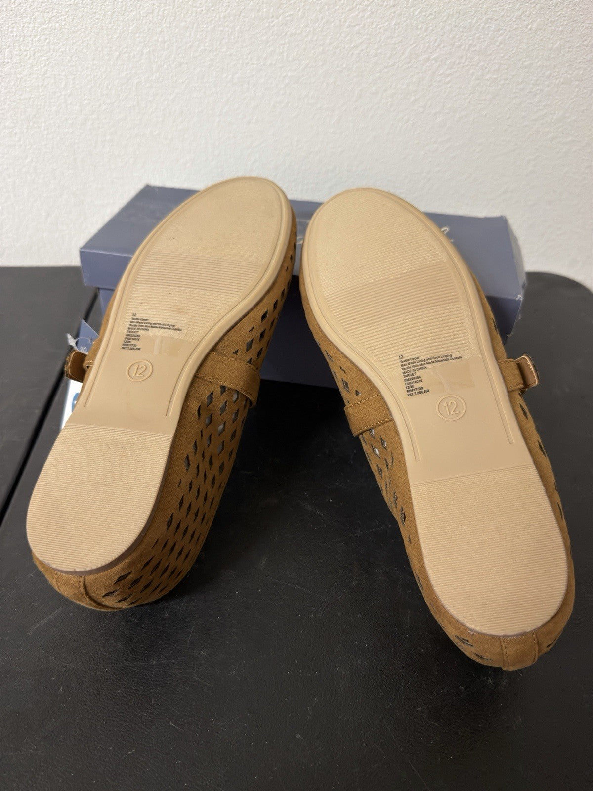 Universal Thread Sia Flats Cognac 8