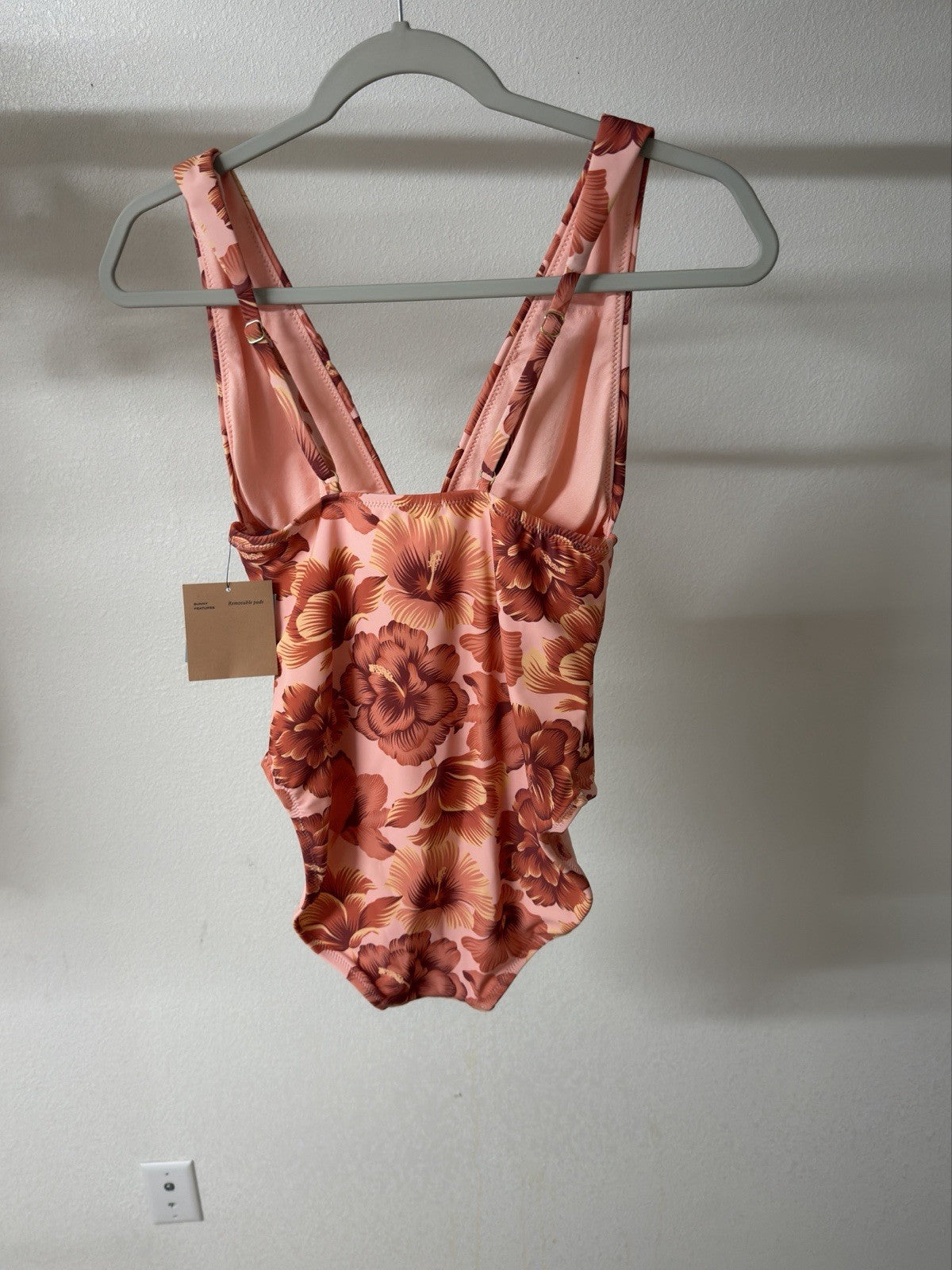 shade and shore swimsuit Small B.5