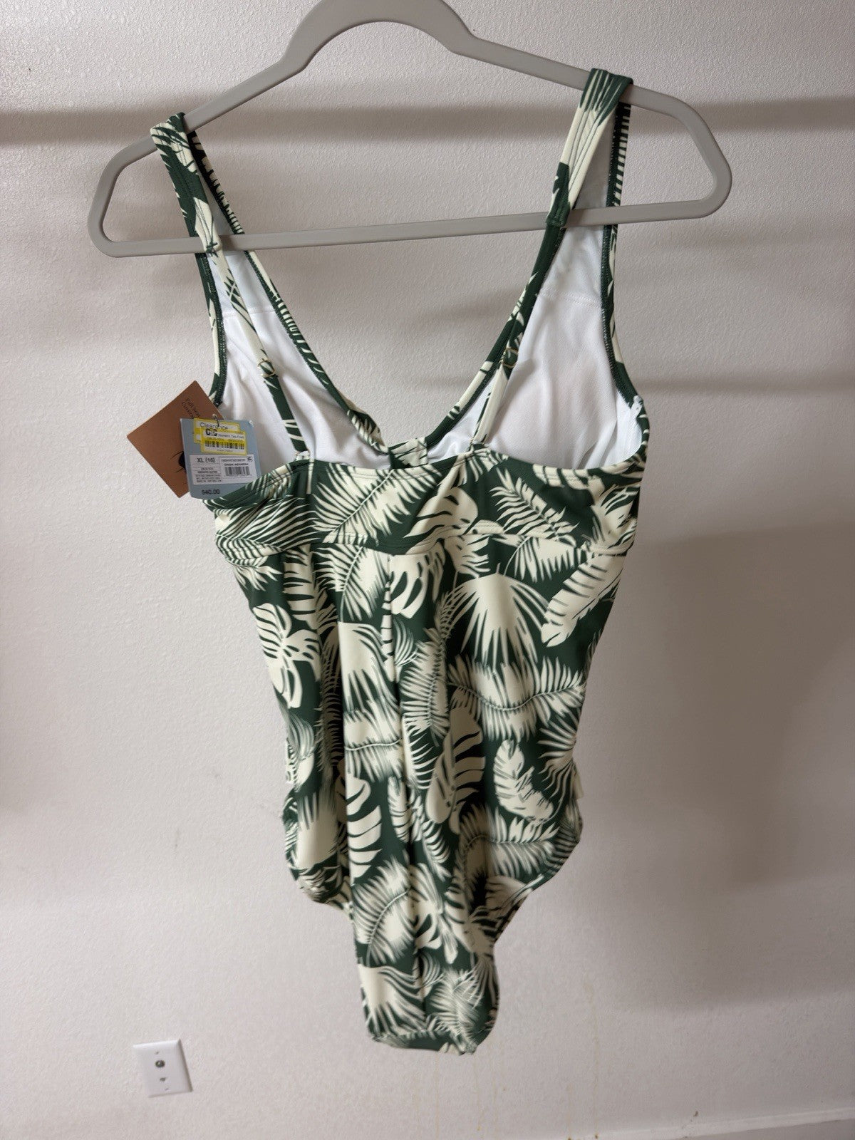 shade and shore one piece swimsuit xl B.5
