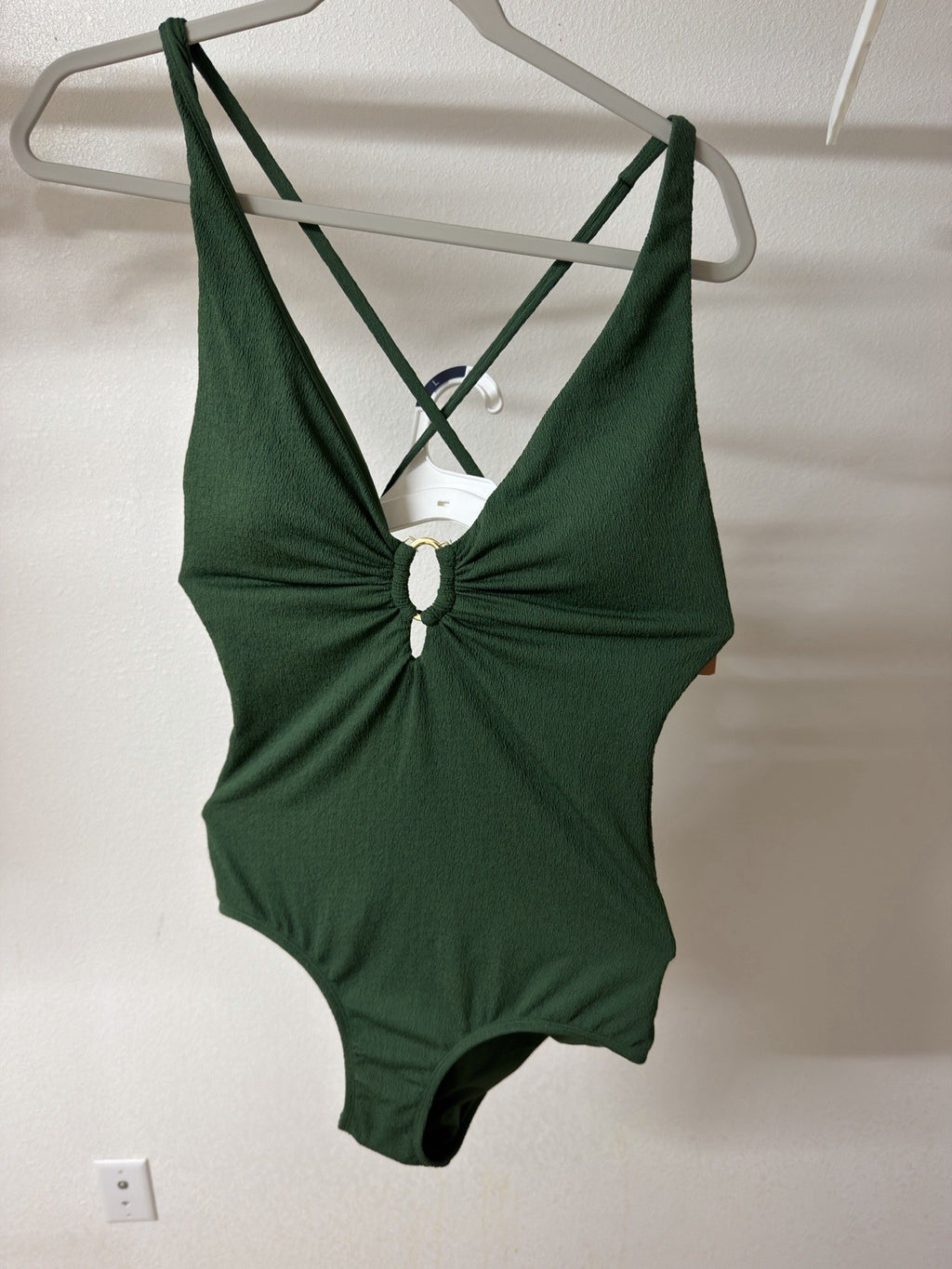 shade and shore swimsuit large one piece B.5