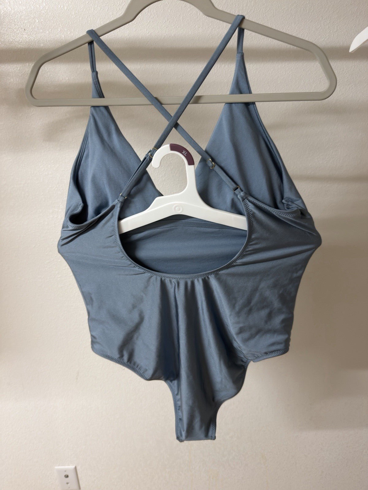 shade and shore swimsuit large B.5
