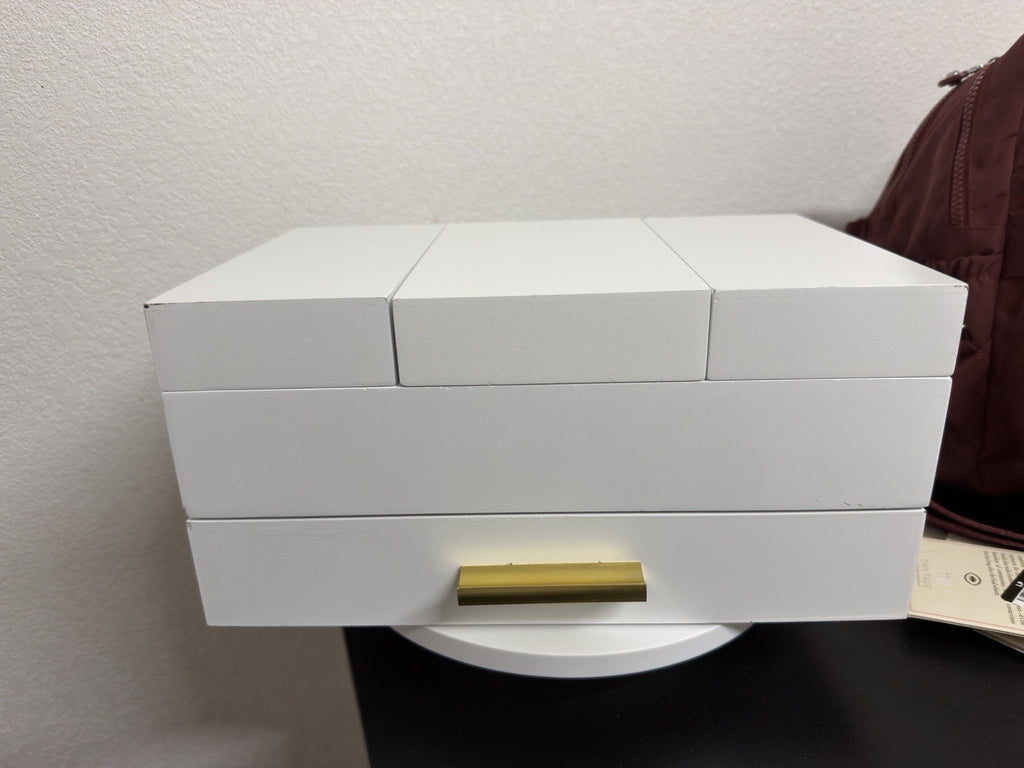 jewelry organizer box White