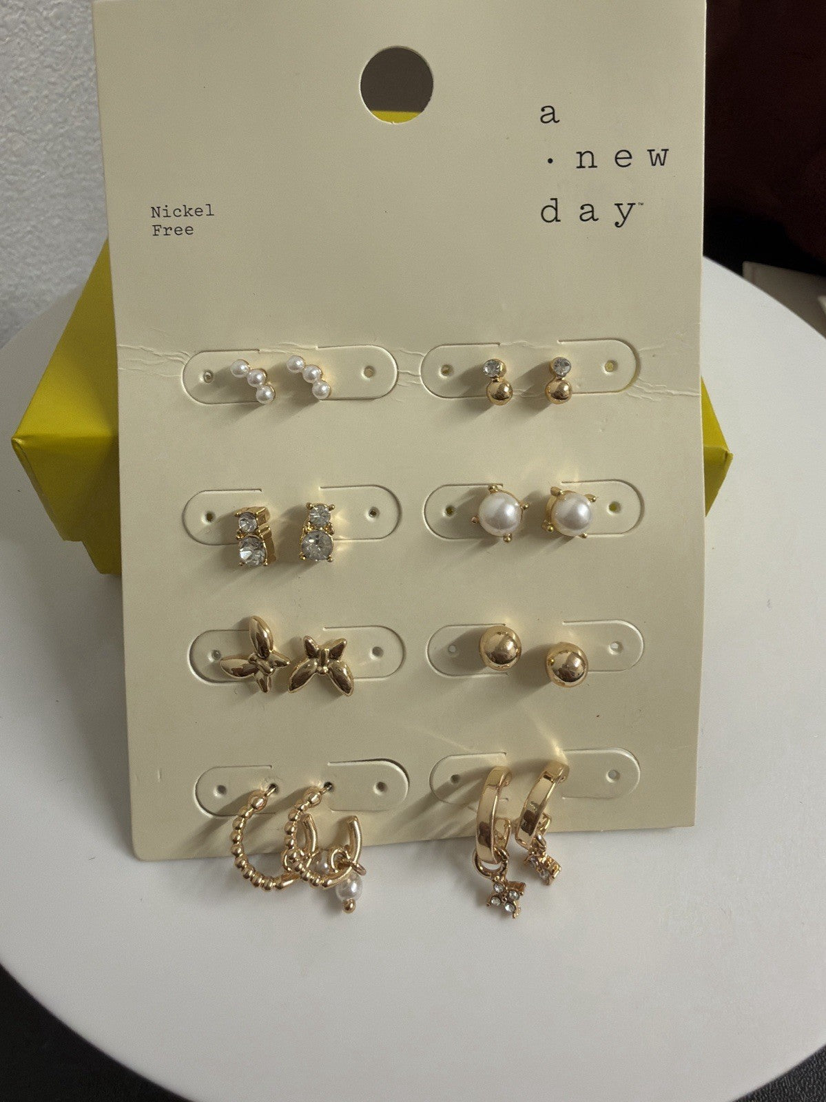 a new day earrings Set