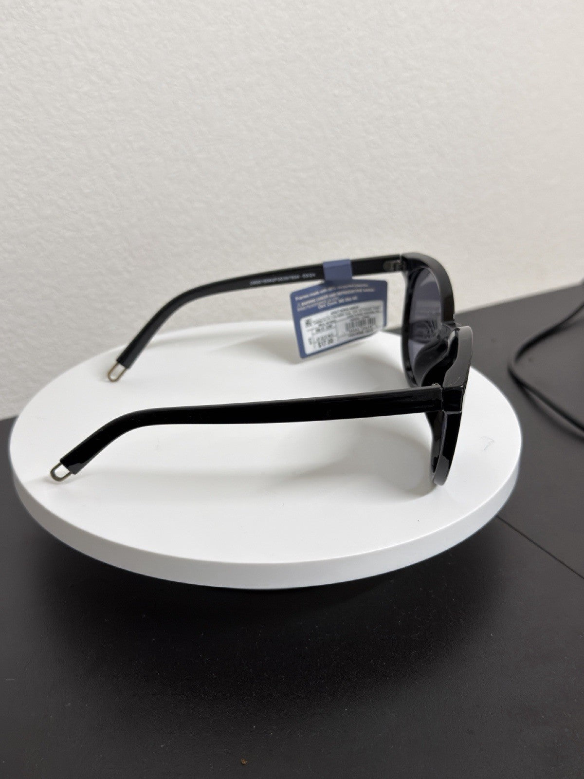 universal thread Sunglasses Adult B.4