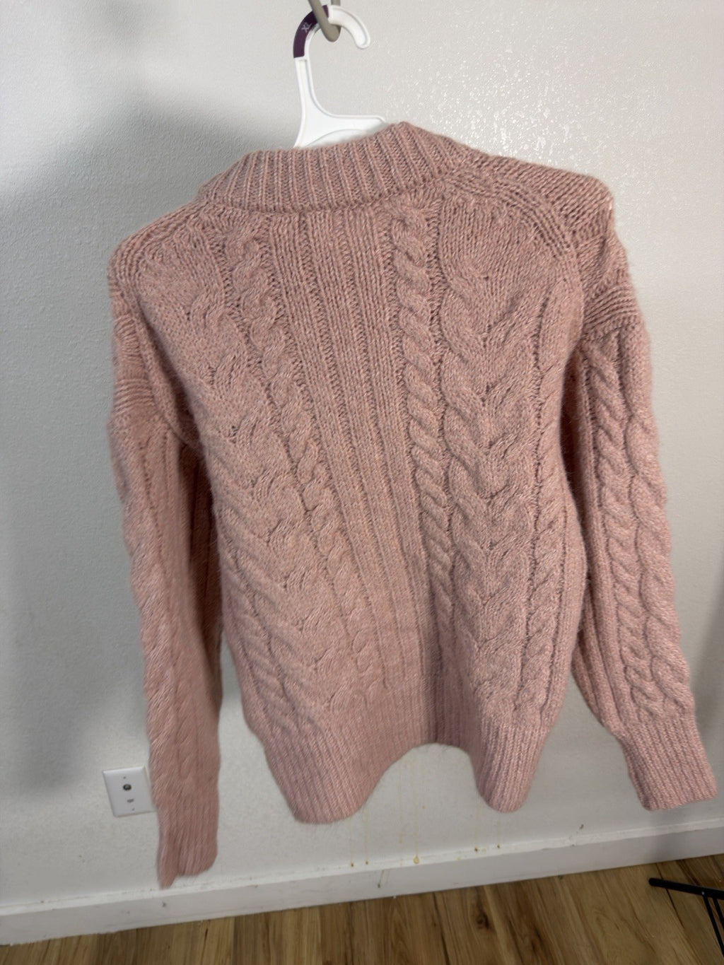 a new day sweater xs B.1