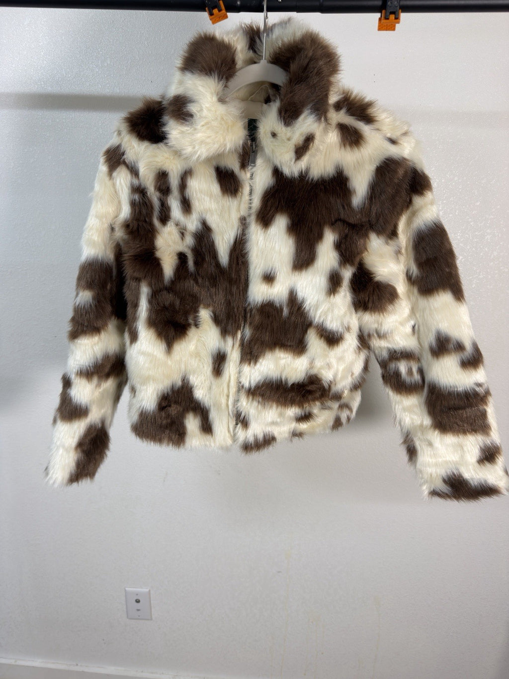 wild fable faux fur coat Xxs B.2