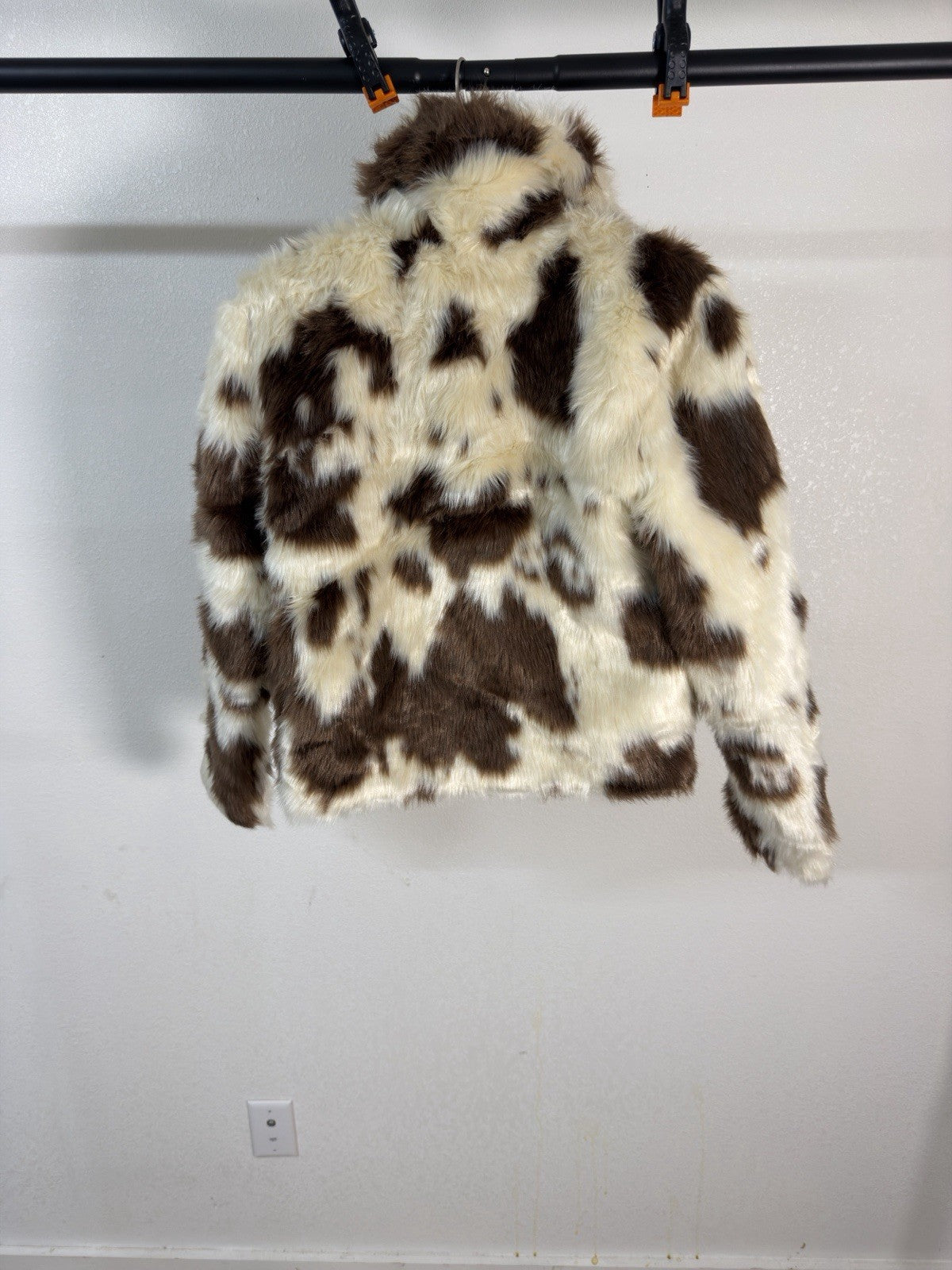 wild fable faux fur coat Xxs B.2