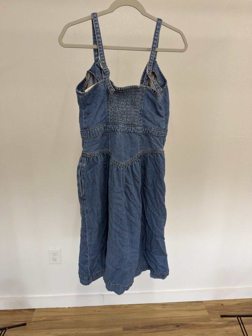 universal thread jeans 2 B.1