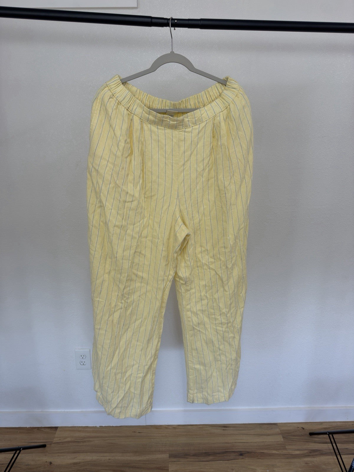 a new day pantsll Large B.1
